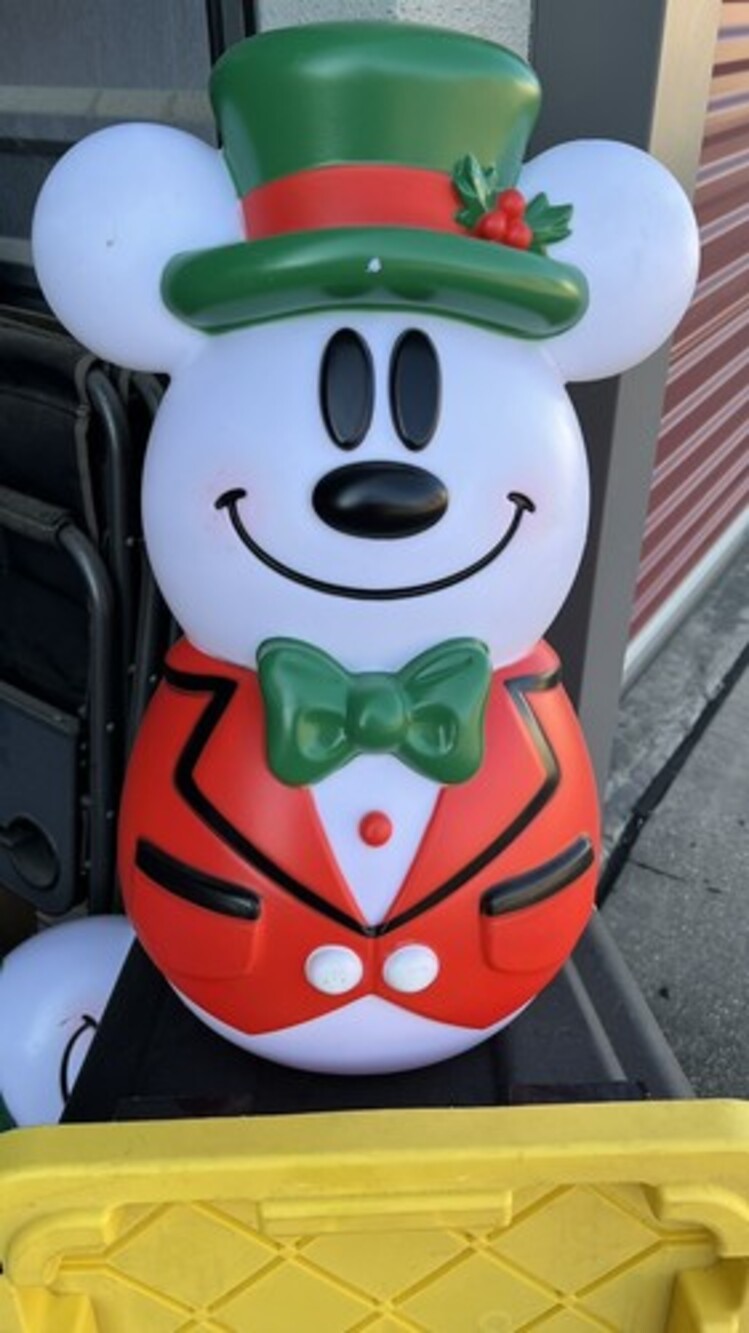 Christmas Mickey and Minnie Mouse Set Of 2 Disney Blow Mold Snowman Light Up 23”